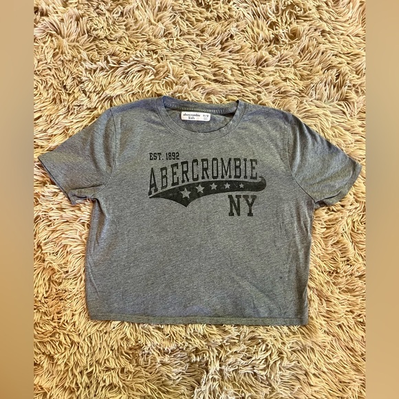 💜3 for $30 Sale/Abercrombie & Fitch Shirts - Picture 3 of 3